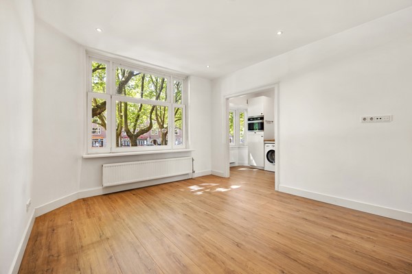 Medium property photo - Willem de Zwijgerlaan, 1056 JV Amsterdam